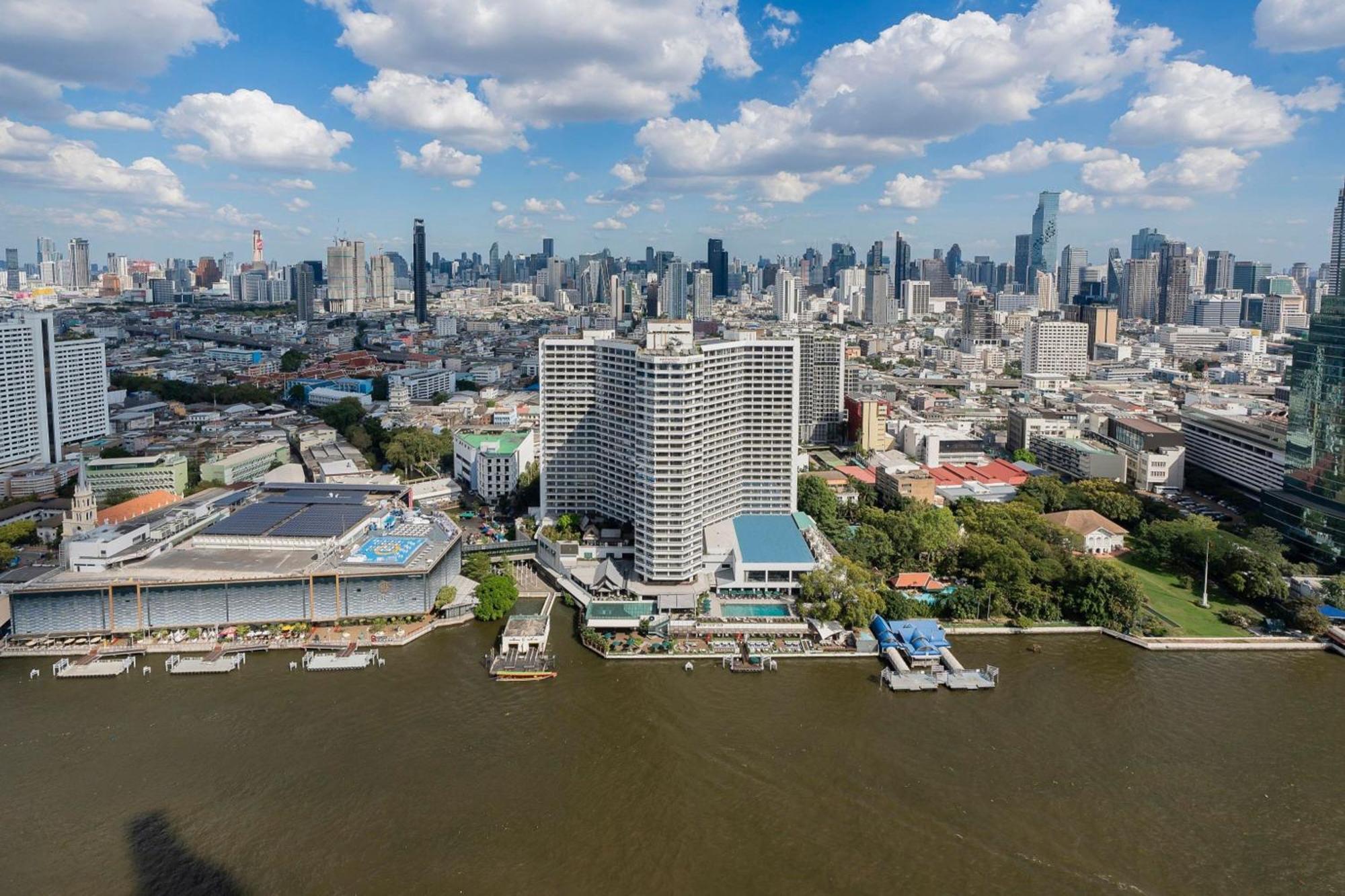 Royal Orchid Sheraton Hotel And Towers Bangkok Exterior foto